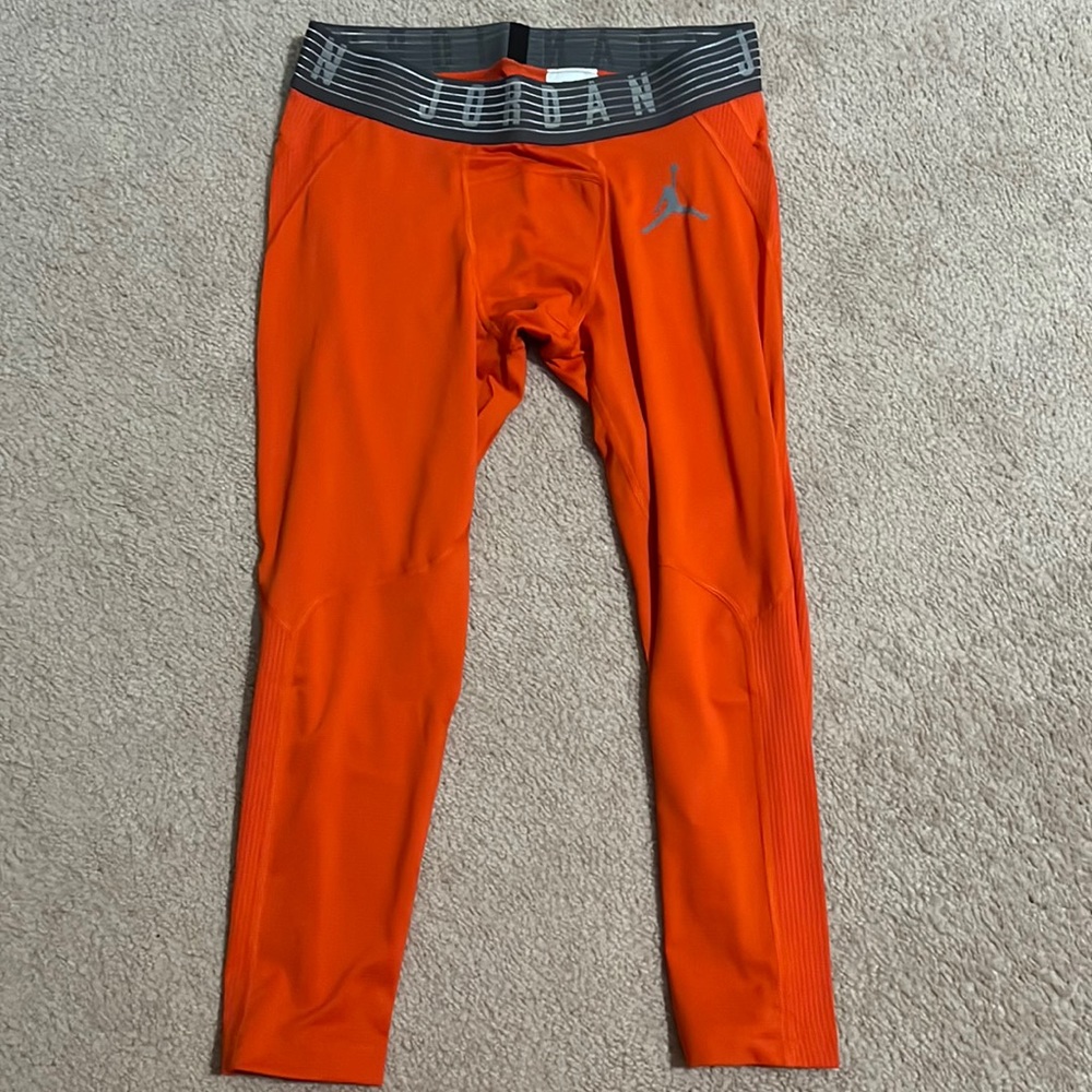 Jordan Orange 3/4 Tights
